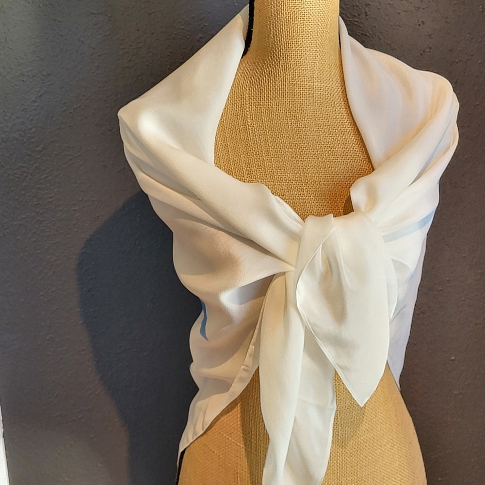 Unbranded White Silk Scarf/Wrap With A Watercolor Floral Design - Picture 4 of 11